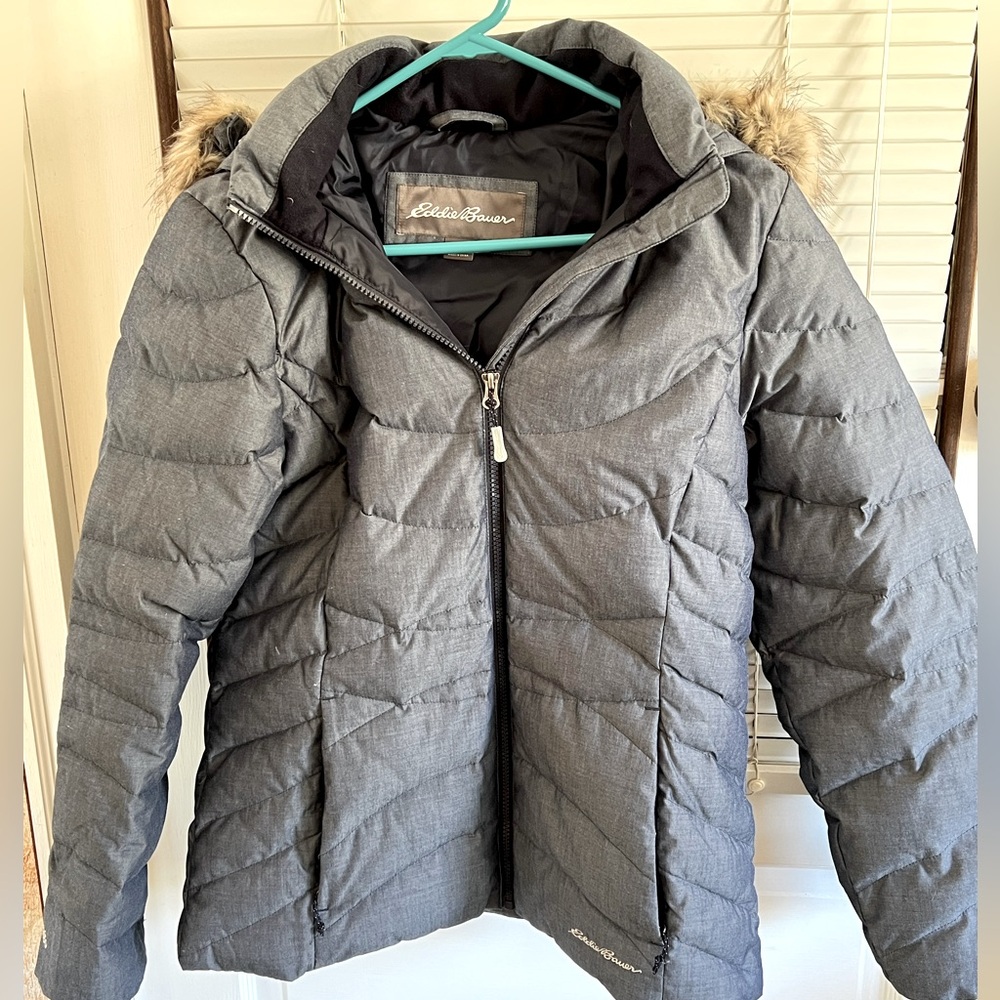 Eddie Bauer women’s EB650 blue puffer jacket with hood size M
